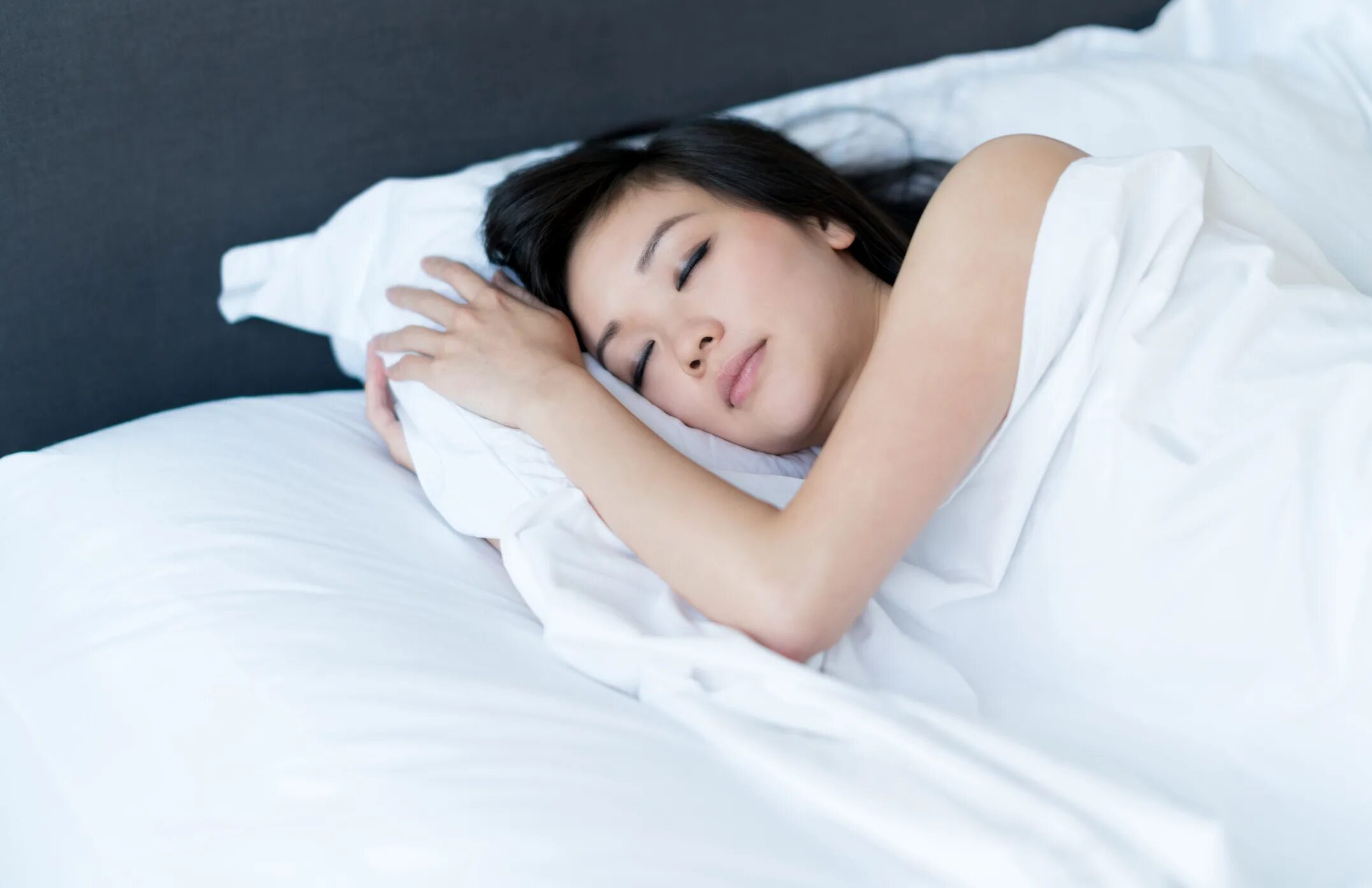 Juverest Sleep Anti Wrinkle Pillow. Сон картинки. Азиатки спят видео