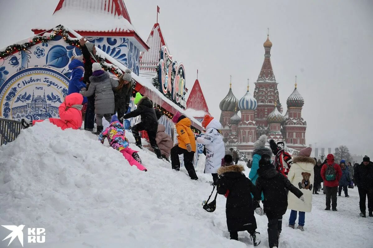 Территория 31 декабря. Красная площадь новый год. С новым годом красная площадь. Красная площадь 31 декабря. Красная площадь в новогоднюю ночь.