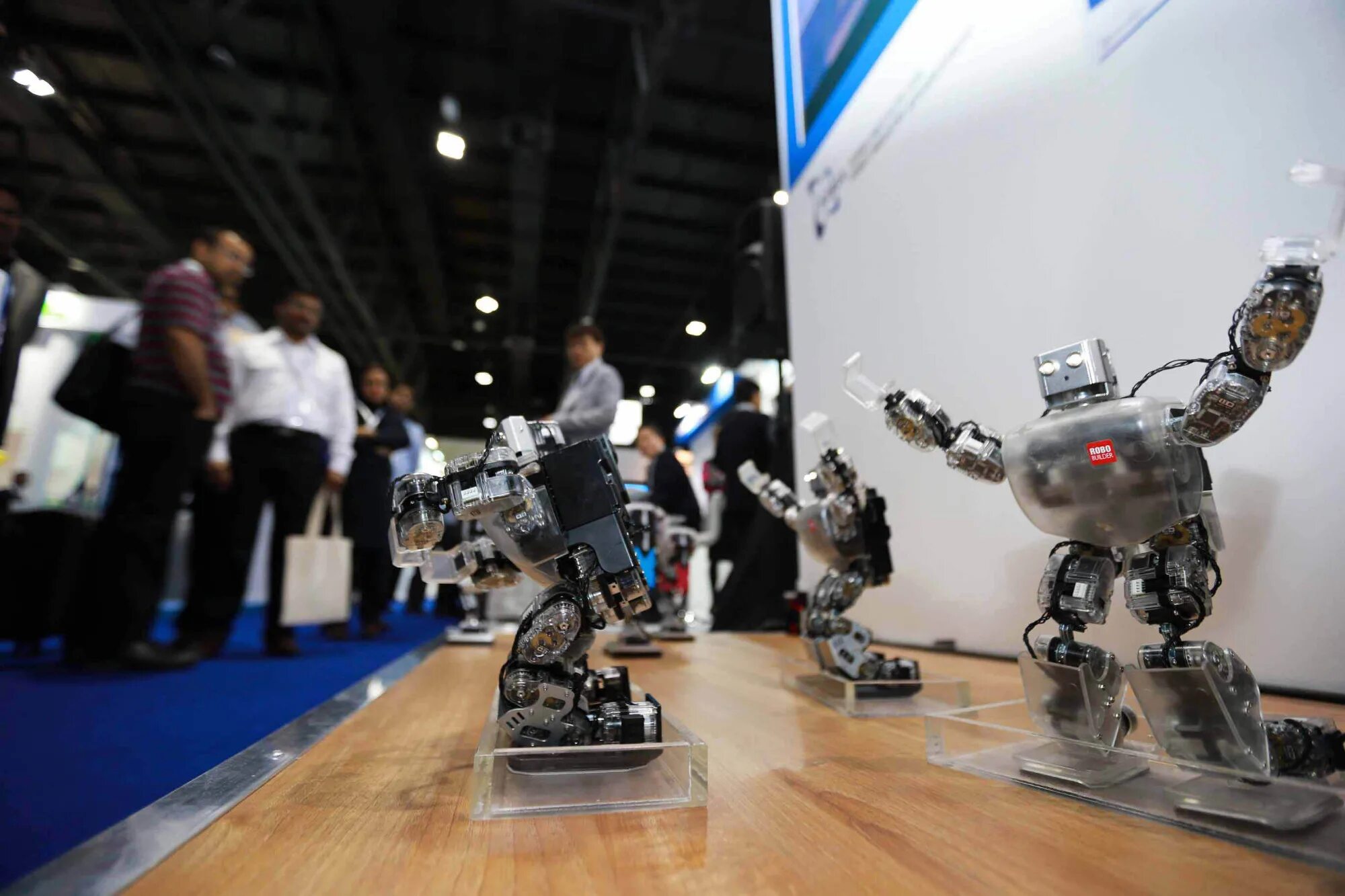 2. Флай дрон. Ювл-роботикс югра. Высокотехнологичный робот. Дрон uvl.