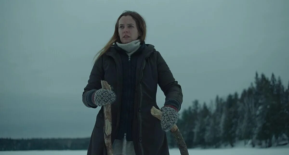 The lodge 2019. Сторожка the lodge (2019) постер к фильму. Ужас сторожка. Ужас сторожка. Лиа макхью.