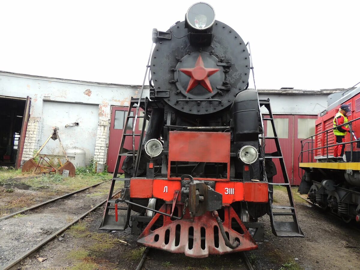 Депо пермь 2. Эд4м пермь 2. Электровоз вл22м 1892 синий. Вл22 пермь. Депо пермь.