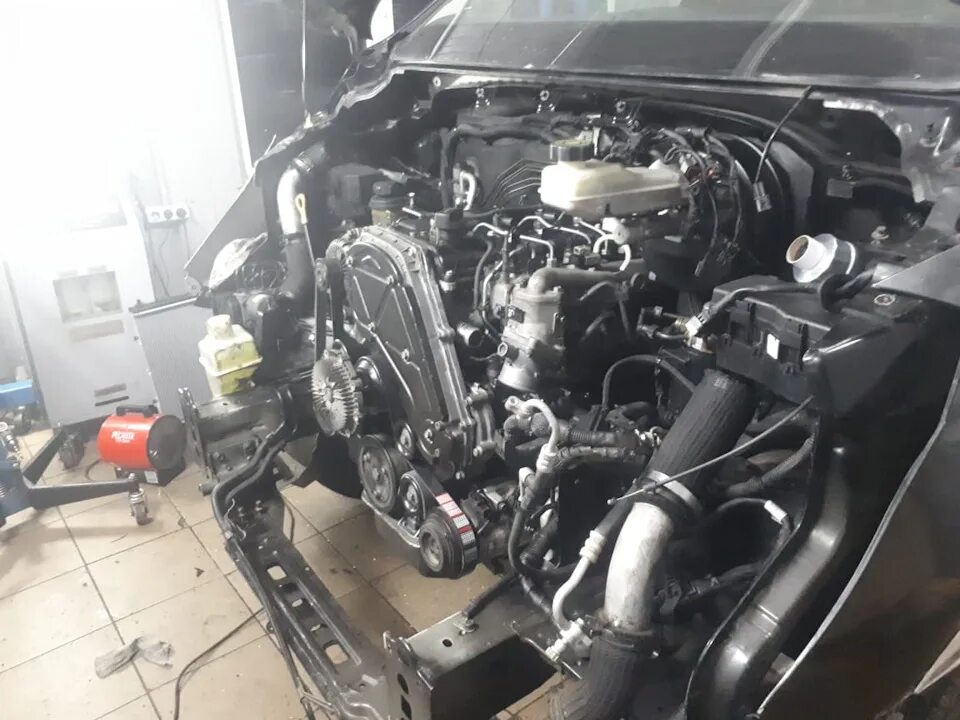 5 дизель. Двигатель хендай портер 2. D4cb двигатель hyundai. 5. 5 дизель d4cb.
