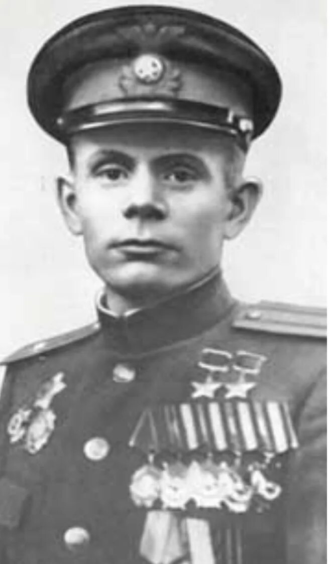 Сергей щиров летчик жена. Летчика паршин 1. Паршин герой советского союза. Летчик паршин герой. Георгий михайлович паршин.