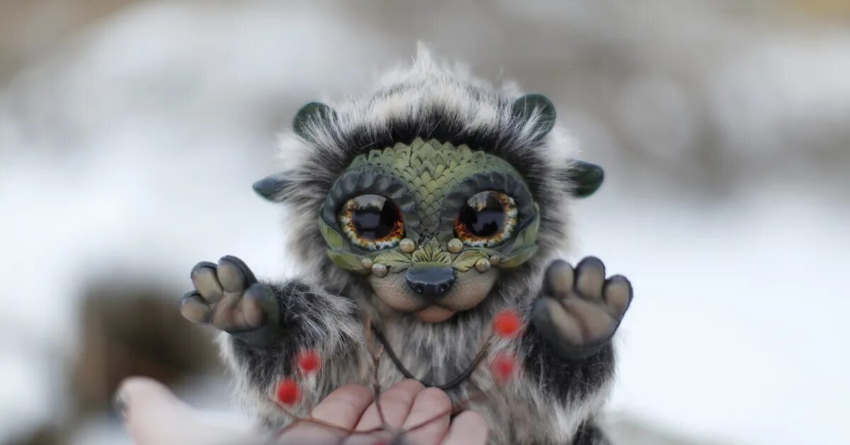 Смешанная техника игрушки мех глина. Игрушки в смешанной технике. Монстрики в смешанной технике. Игрушка в смешанной технике мастер класс. Полимерная глина и мех игрушки.