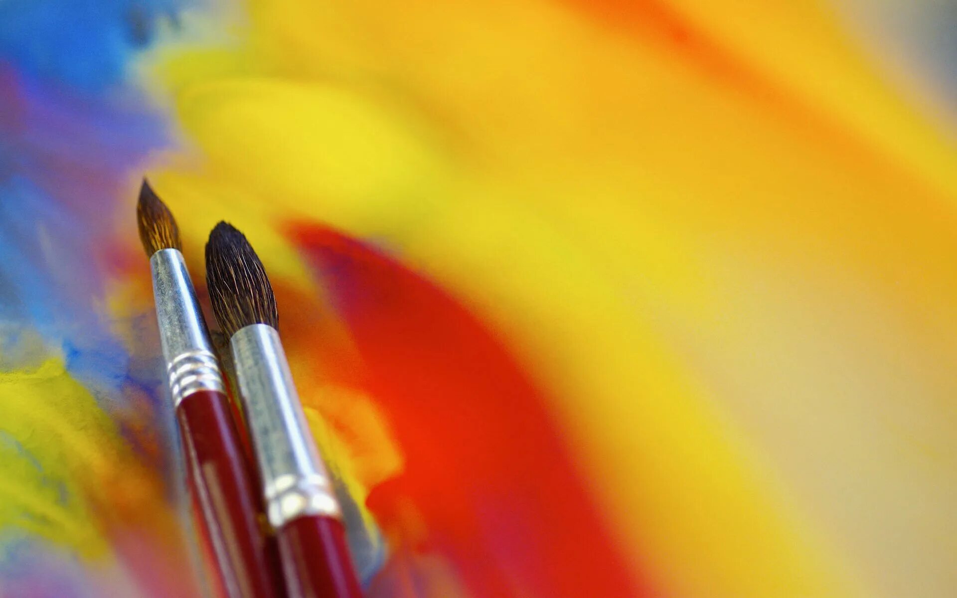 Кисть художника. Художественные презентации. Фон для презентации краски и кисти. Художественный фон. Фон краски.