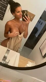 Nude Photo 18. 