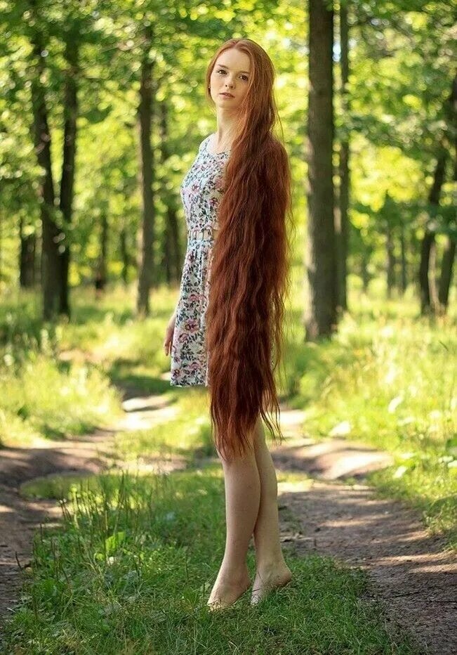 Длинные волосы в полный рост