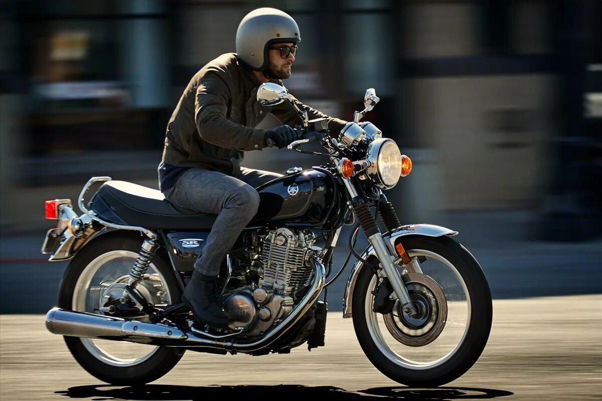 Yamaha 400 купить. Yamaha sr400. Yamaha sr400 SR. Yamaha sr400 2021. Ямаха ср 400.