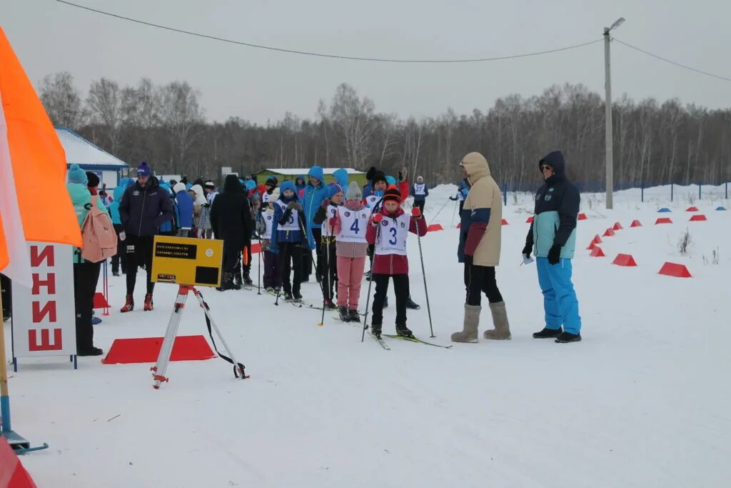 Областные сельские спортивные игры тюмени. Лыжная эстафета. 35 сельские спортивные игры 2018 год боровский. Областные сельские спортивные игры тюмени. Летние сельские игры 2022 тюмень.