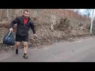 Мем заминированный тапок