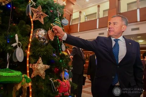 Директор новый год