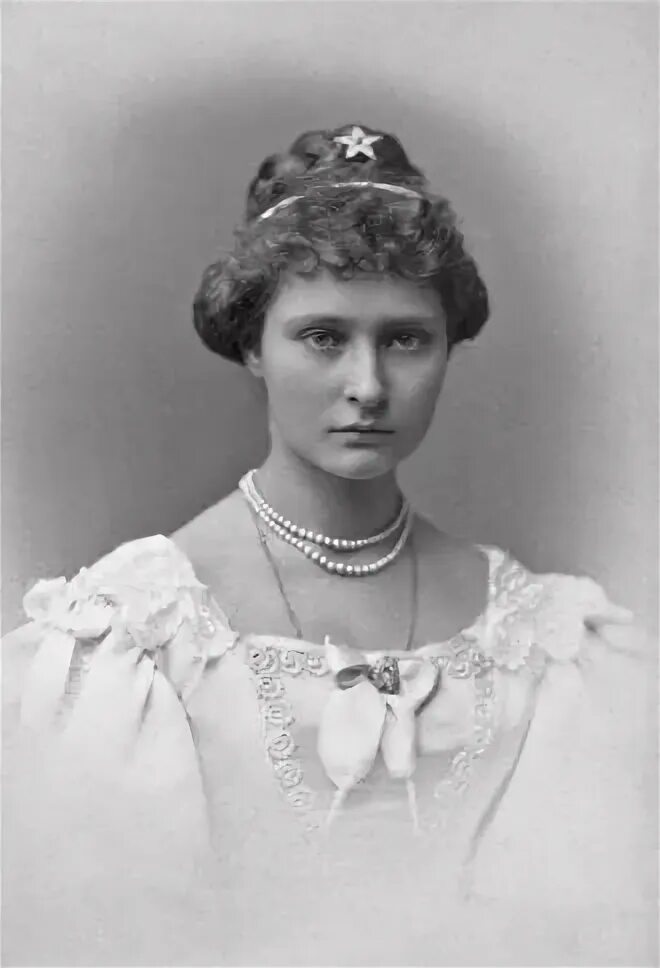 Александра федоровна жена фото Empress Alexandra such a beautiful symmetrical face Alexandra feodorovna, Roya