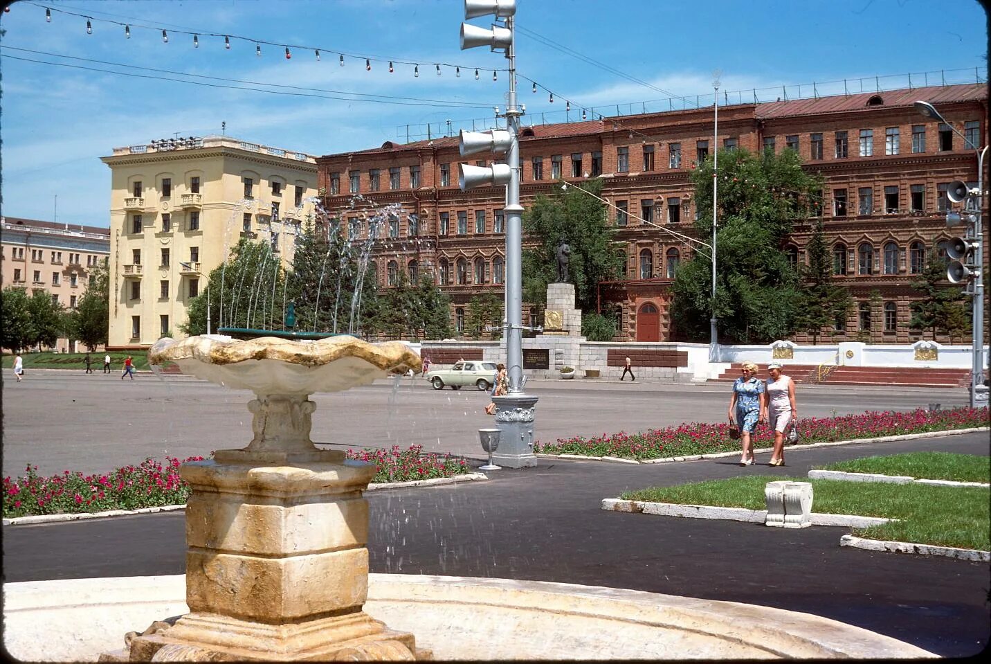 Хабаровск 80. Площадь ленина хабаровск ссср. хабаровск 70е. хабаровск в 70-е годы. площадь ленина хабаровск 1970 год.