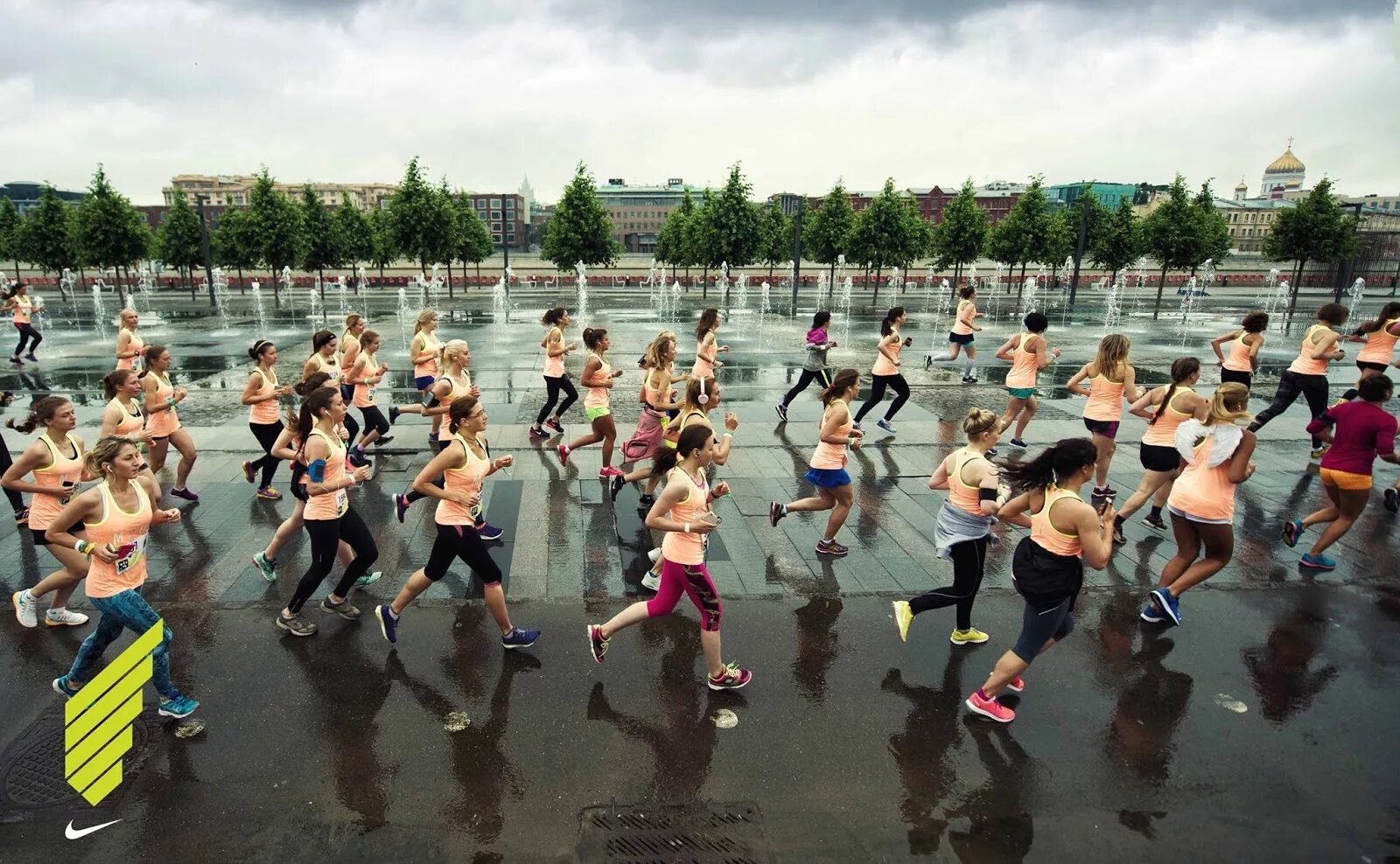 Парк Горького Москва спорт. Nike парк Горького. Nike Box парк Горького. Парк Горького пробежка. Культурные и спортивные мероприятия в москве