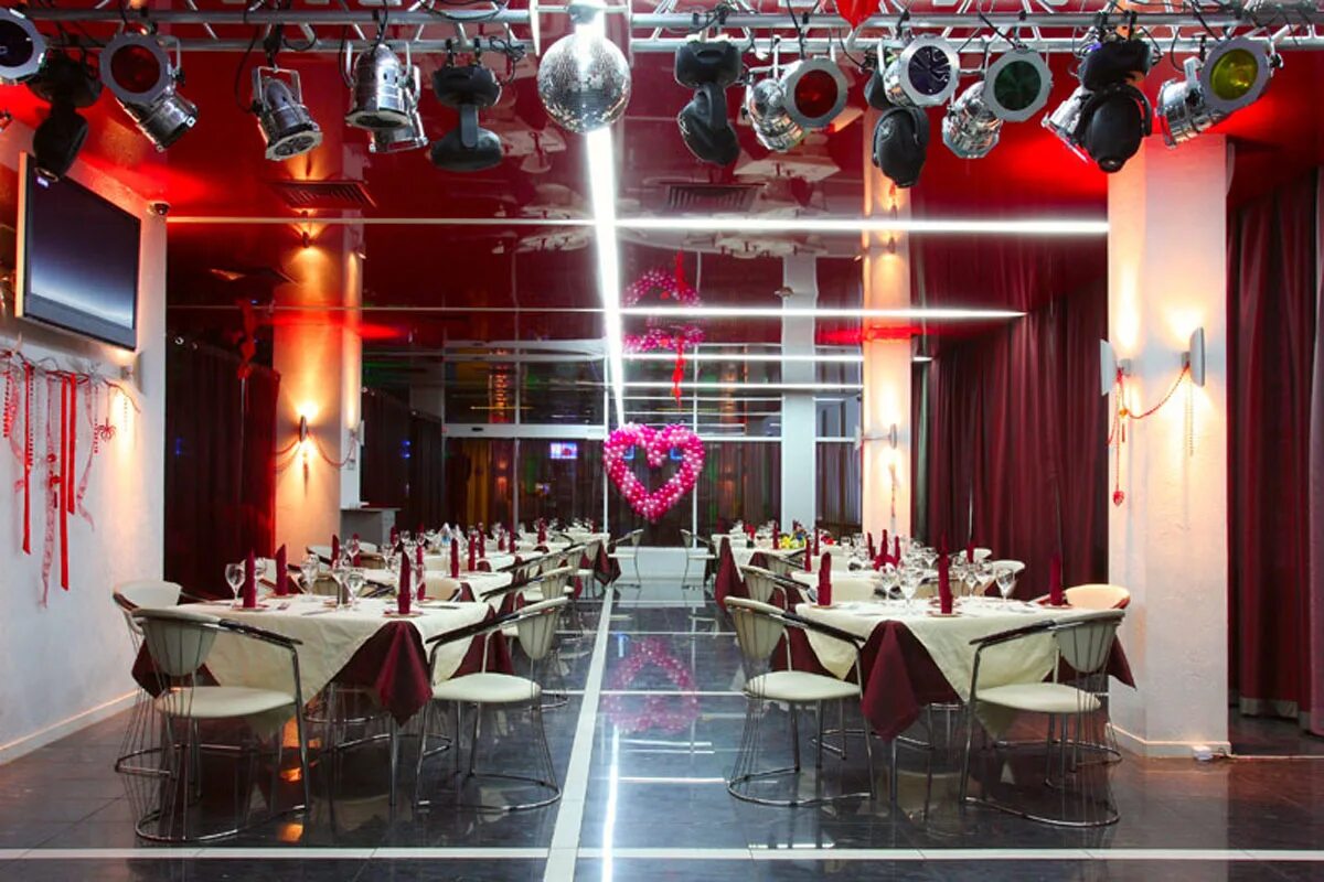 Гарден новая рига отель. Отель hilton garden inn moscow krasnoselskaya. Отрада мордовия. Хилтон гарден конференц залы секвойя. Отель хилтон новая рига.