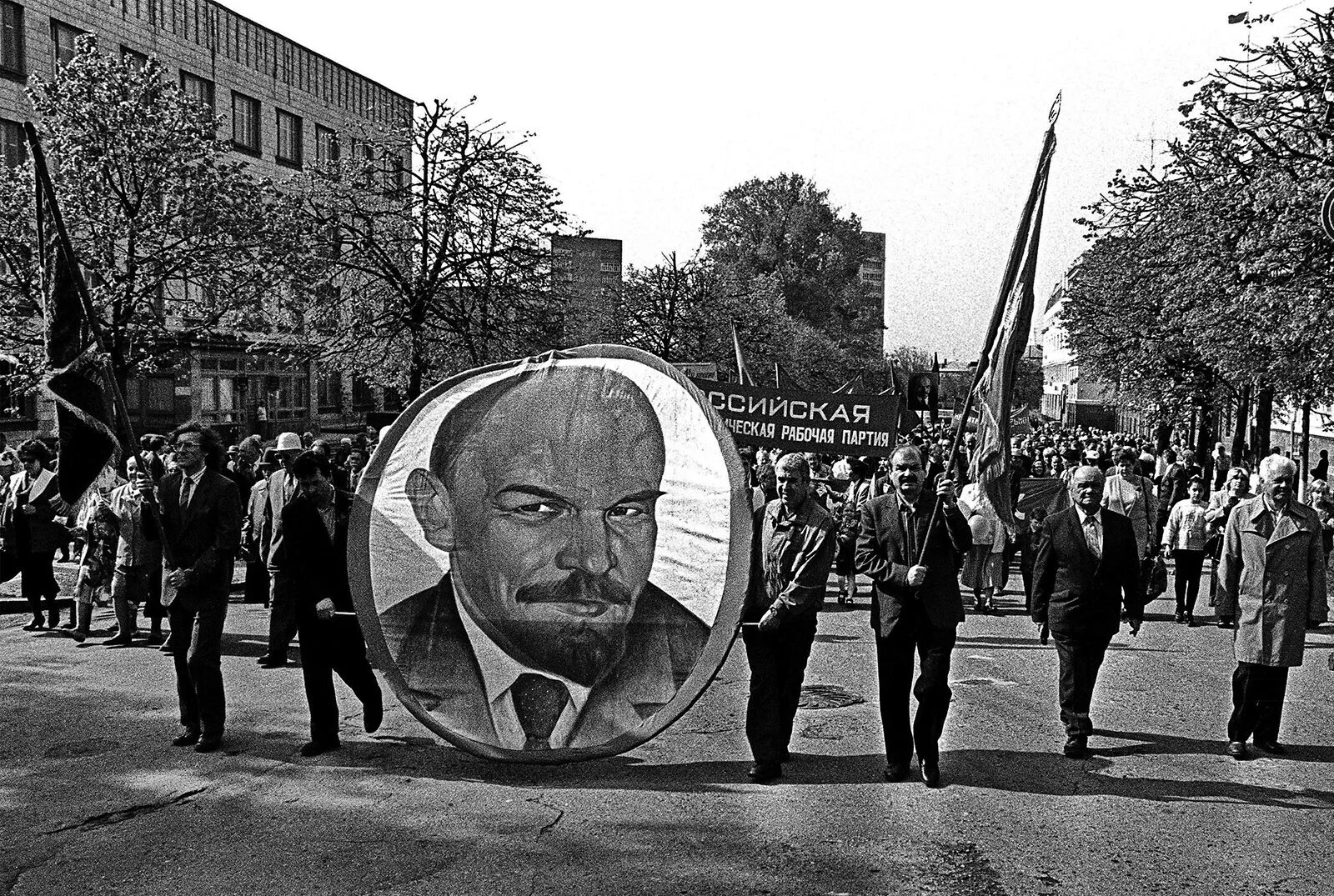 1 Мая 2001. Фотографии демонстрации 1 мая Ульяновск. Первомай 1961 года в Москве. 9 мая ульяновск