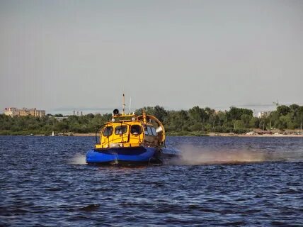 Речной трамвайчик в нижнем новгороде
