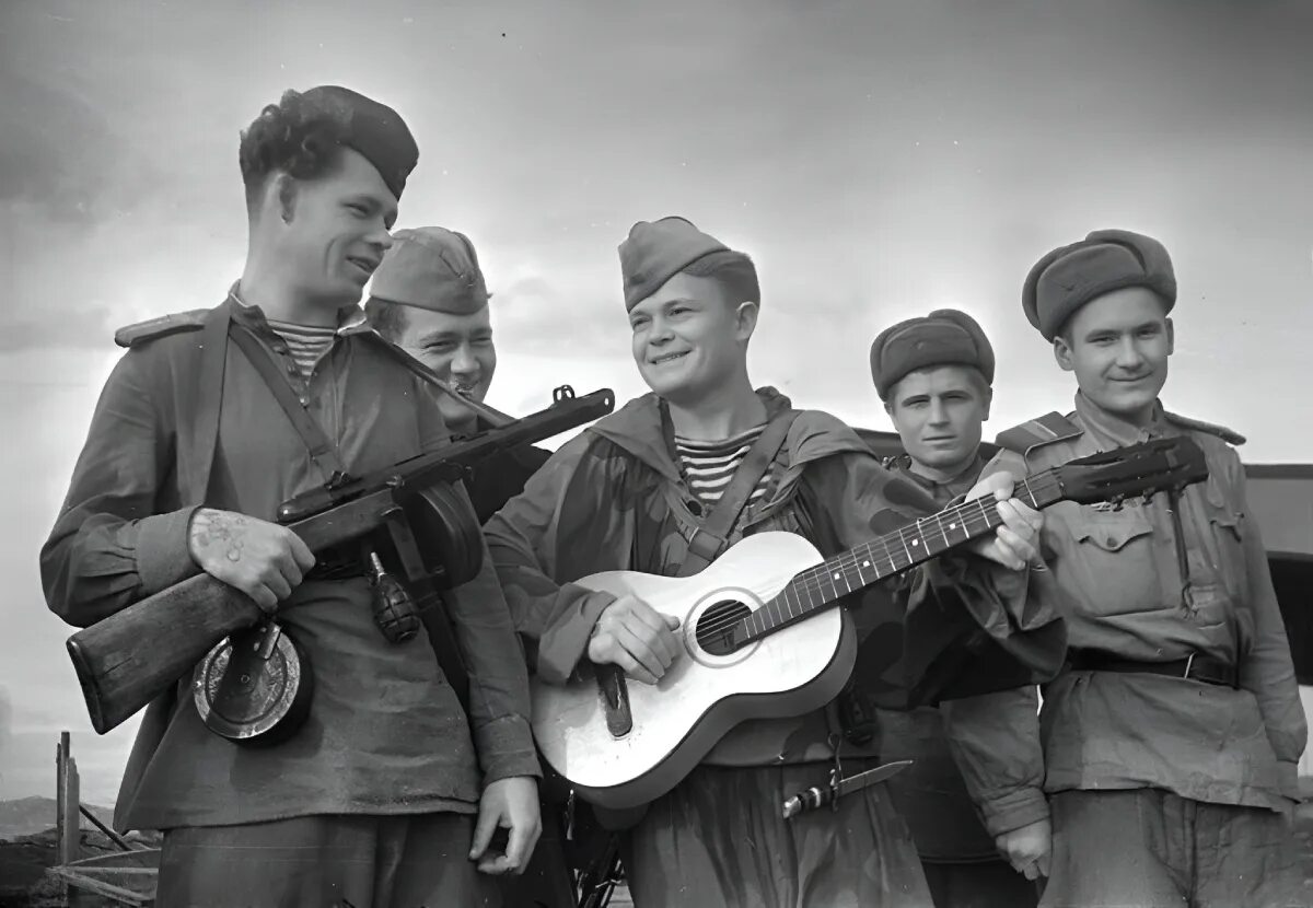 Песня другу военному. Солдат красной армии. Боец красной армии. Солдат РККА. Советский солдат.