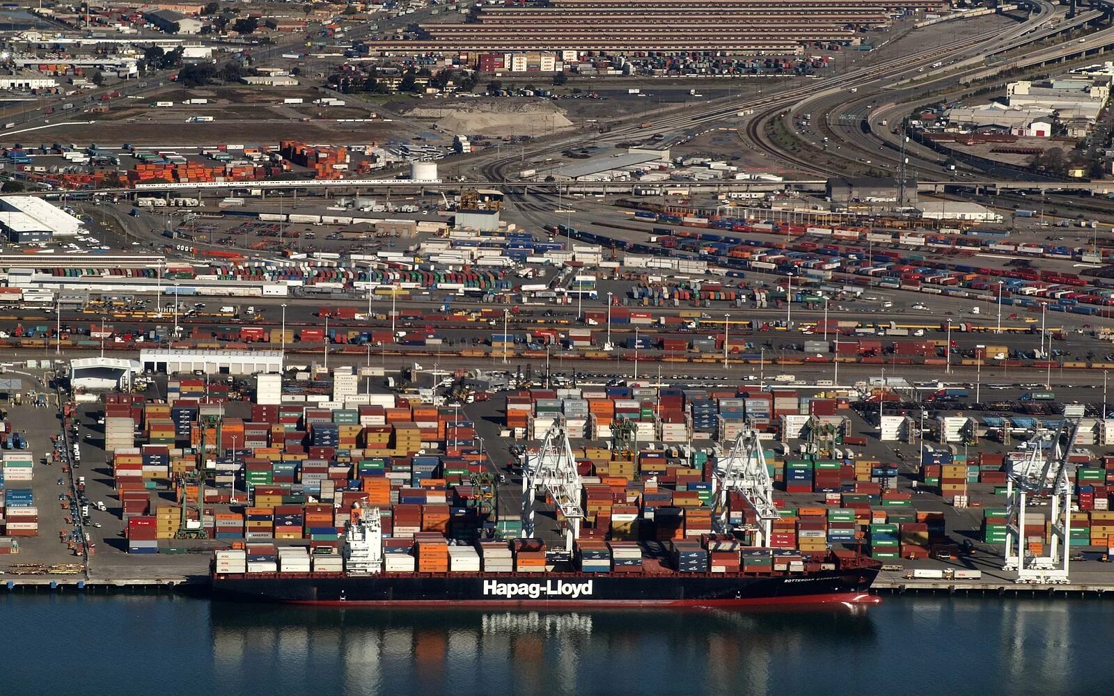 Port of discharge. Порт окленд сша. морской порт freeport. монровия. либерия порт монровия. порт балтимор.