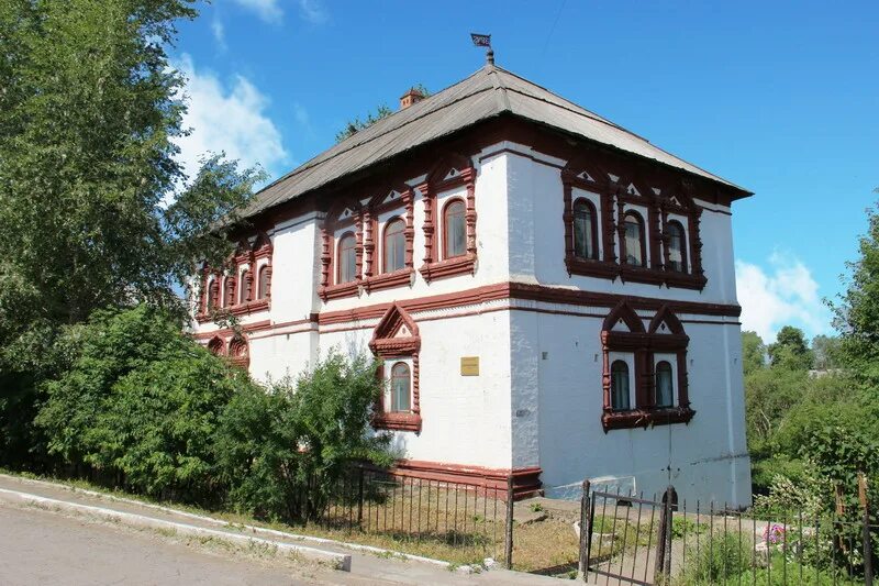 Никольский храм ныроб пермский край. Художественный музей на степана разина кунгур. Дом воеводы пермь. Вознесенская феодосьевская церковь пермь. Дом мешкова (краеведческий музей).