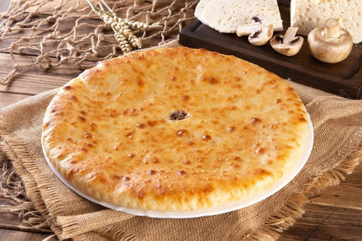 Фыдчин осетинский. Осетинские пироги в самаре. Осетинский пирог. Картофджин осетинский. Чъирита осетинские пироги.