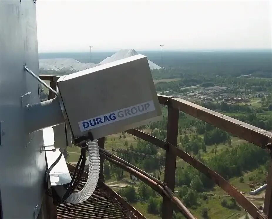 Системы контроля выбросов. Датчики контроля атмосферного воздуха. система автоматического контроля выбросов. датчики мониторинга воздуха в атмосфере. контроль выбросов в атмосферу.
