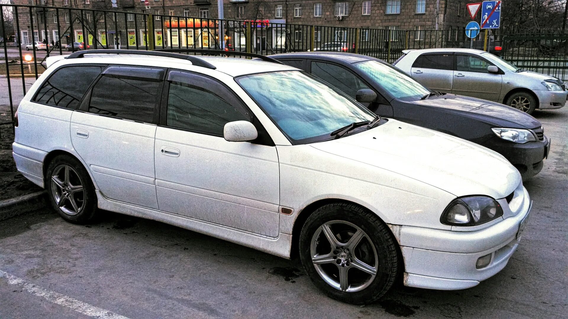 Дром купить калдину. Toyota Caldina 2.0 at, 1995, 310 000 км. Калдина 210 Ариэль. Toyota Caldina 1991. Калдина 1999 дром.