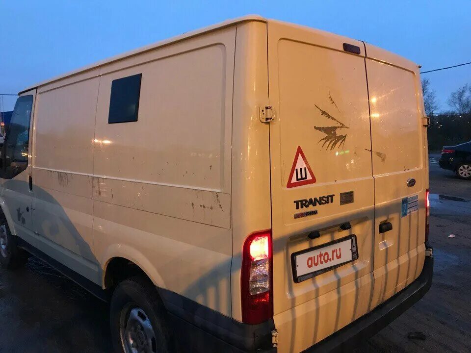 Форд транзит бронированный 2021. Ford transit 2006 бронированный. Ford transit 2006 бронированный. Форд транзит 85т280. Ford transit 2013 инкассатор.