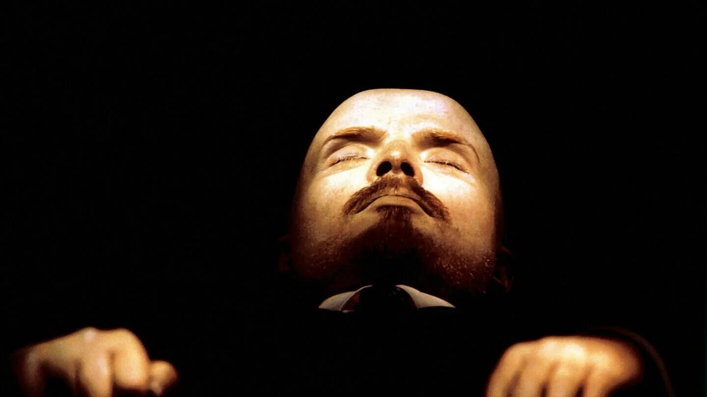 Ленин отзывы людей. Мавзолей Ленина тело Ленина.