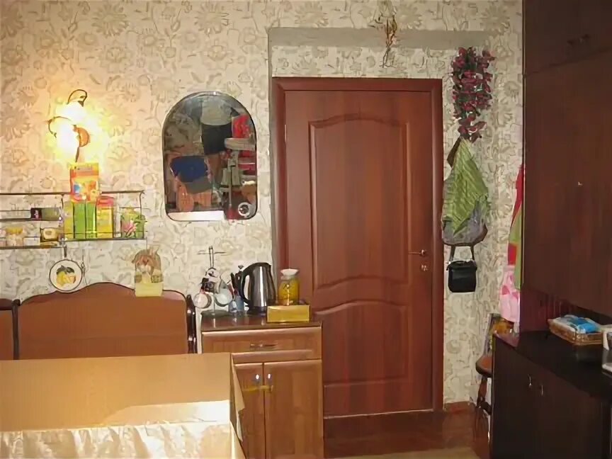 Купить комнату спб недорого коммуналку. Квартира в осиновой роще 58 кв м. Комната фото авито. Авито комнаты в коммунальной квартире центр Санкт- Петербурга. Свердлова комната СПБ продажа.