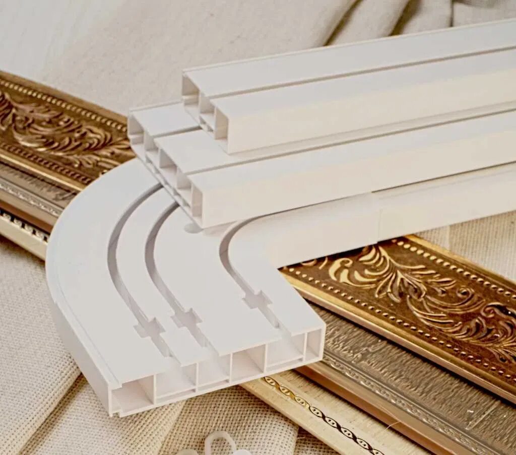 алюминиевый карниз 2х-рядный 2апц. карниз с поворотом 2 х рядный легрант. карниз потолочный d100-114. карниз потолочный эконом плюс (2-х рядный). пластиковый карниз.