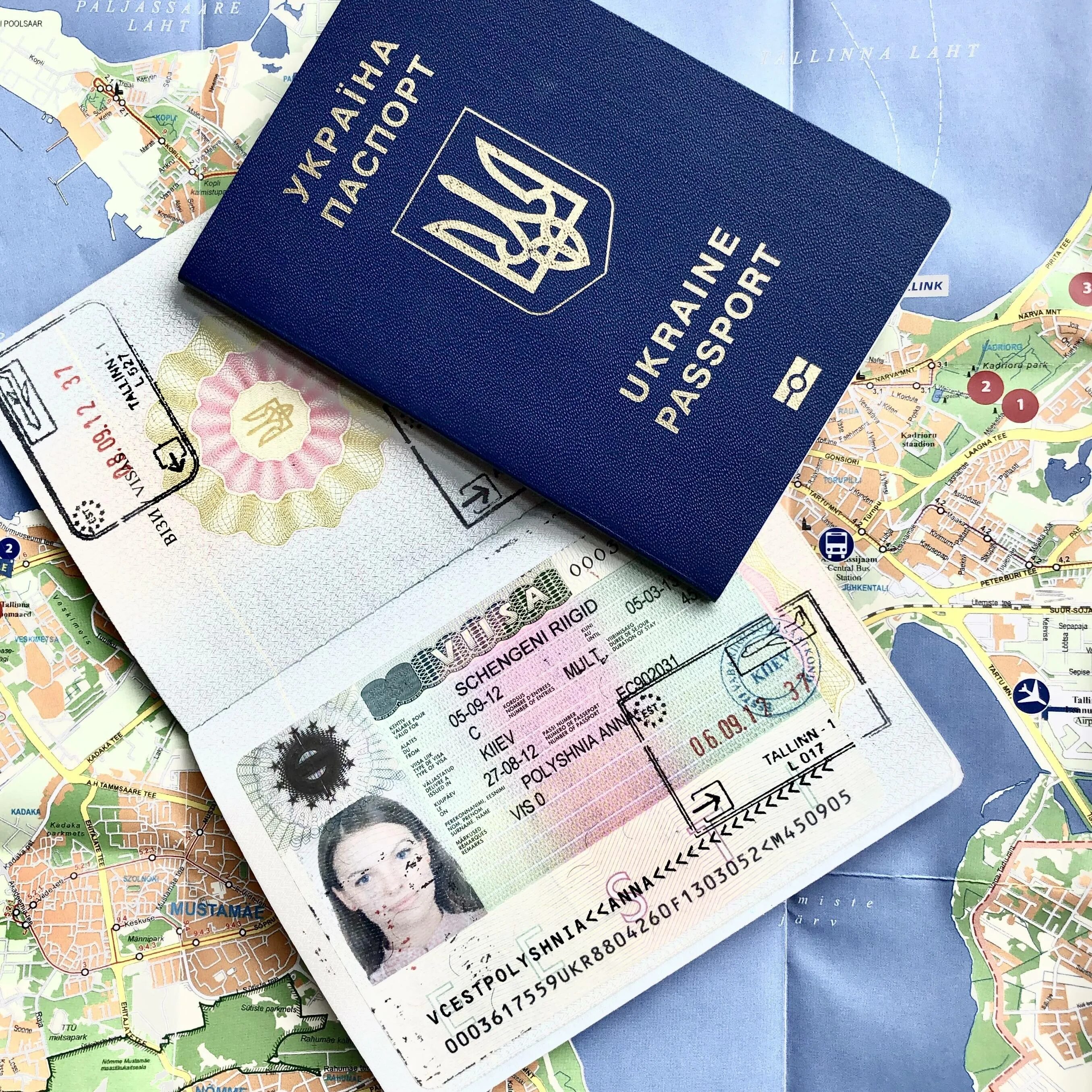 Туристическая виза в канаду для россиян 2023. Виза uk. Шенгенская виза венгрия 2022. Оформление шенген виз. Виза.