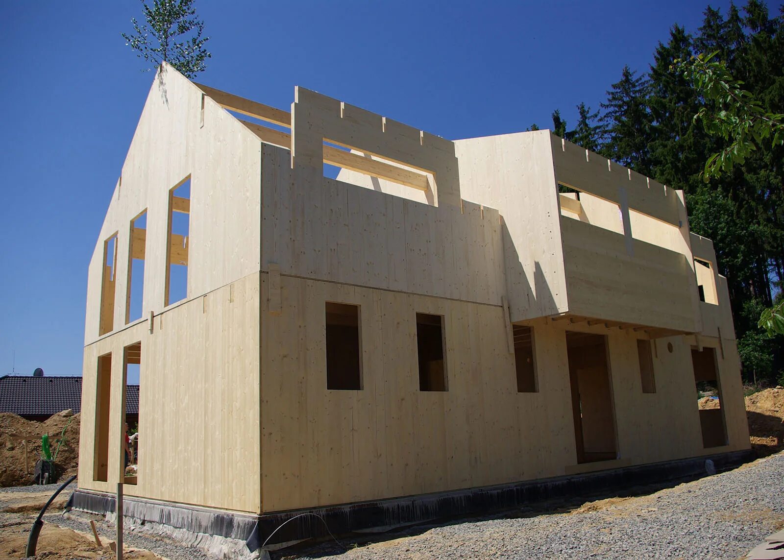 Деревянный монолит: clt. Технология сиэлти clt house. Домокомплекты мхм панели. Деревянное домостроение clt. Дом из деревянных плит.