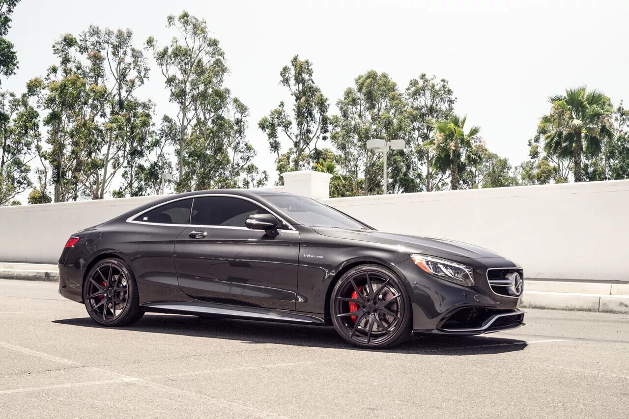 Mercedes s63 coupe. Мерседес s63 купе. s class coupe 63 amg. mercedes s63 amg coupe. mercedes s63 amg coupe black.