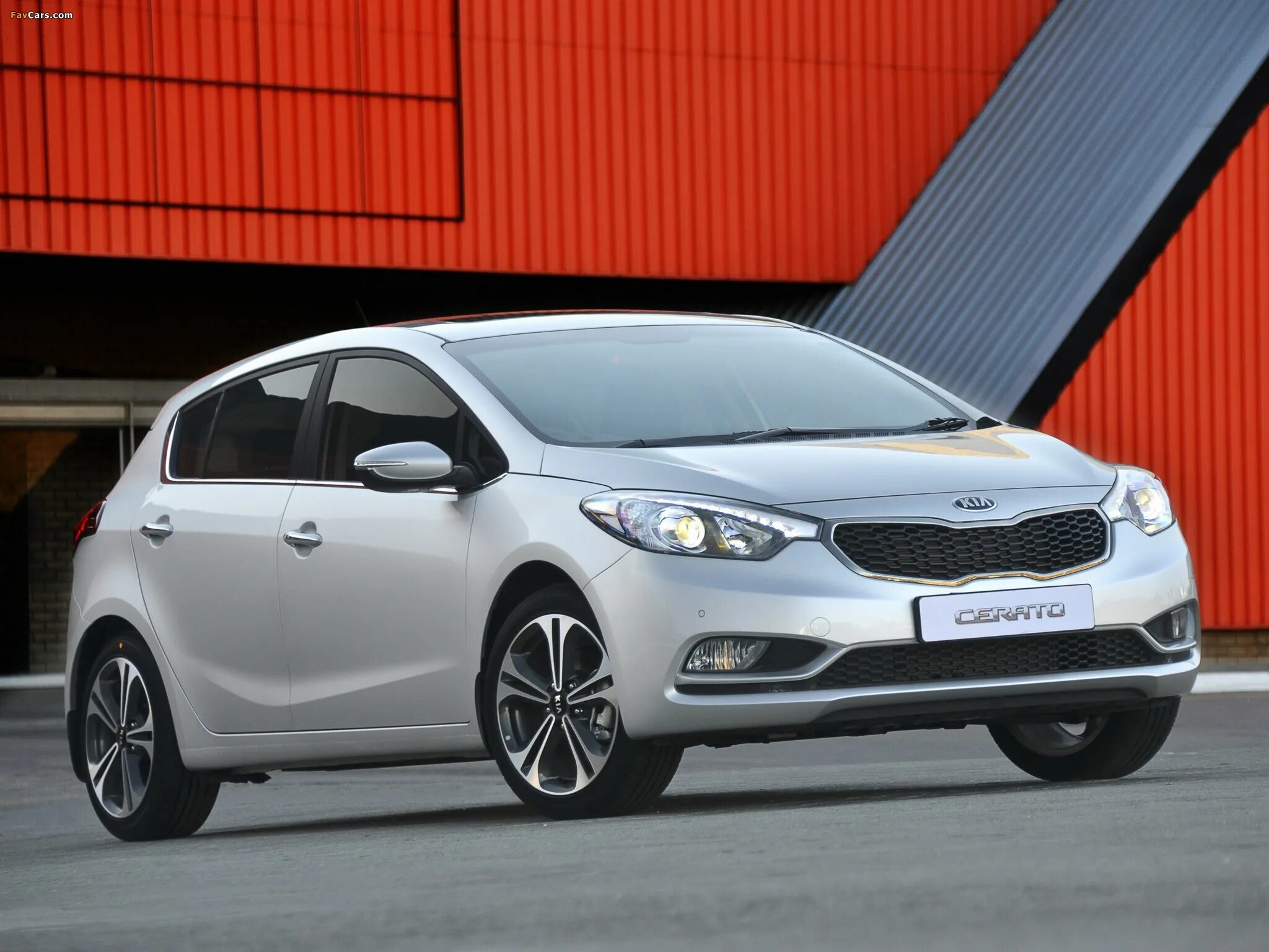 Kia Cerato Hatchback. Cerato 2013. Киа Серато 2013. Kia Cerato 2013 Hatchback.