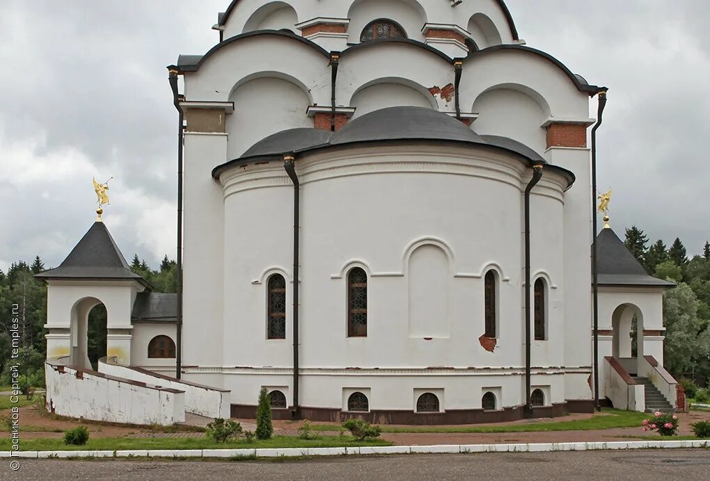 Храм алексия в топорково. Храм алексия в топорково. Храм алексия в топорково. Топорково сергиево-посадский интернат. Школа в топорково преподобного сергия радонежского.