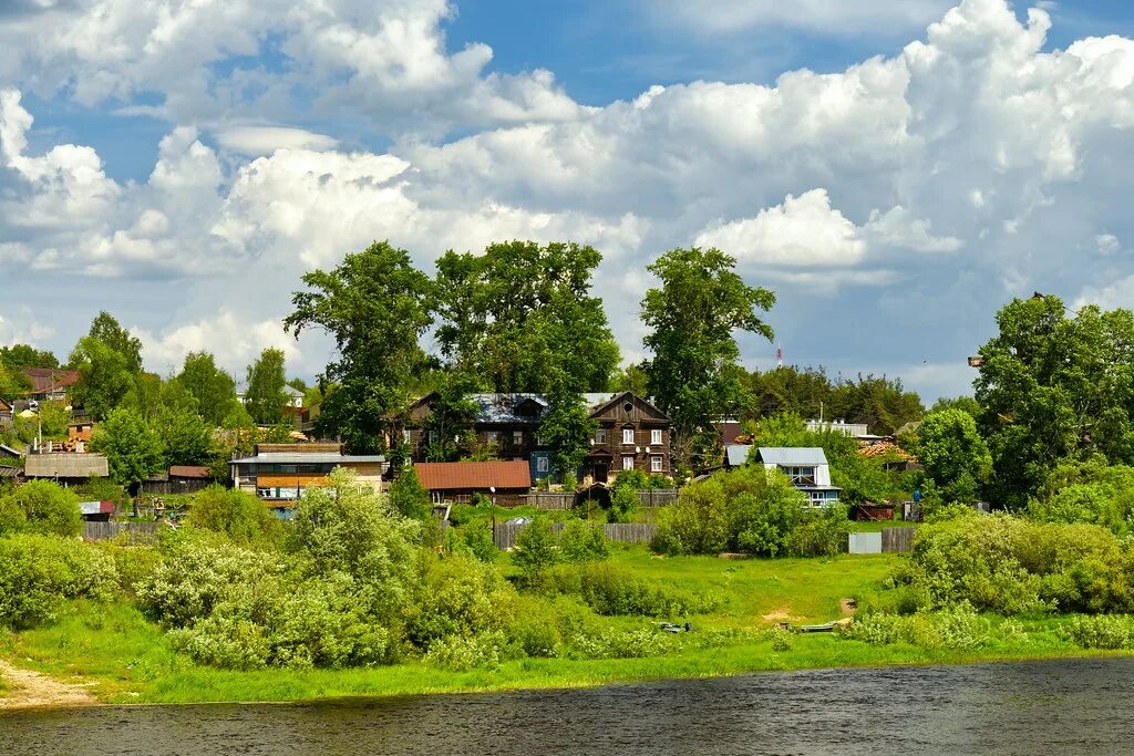 Таруса берег оки. Елатьма касимовского района. Река ока город таруса. Деревни на реке оке. Река волга деревня чуроаксаы.