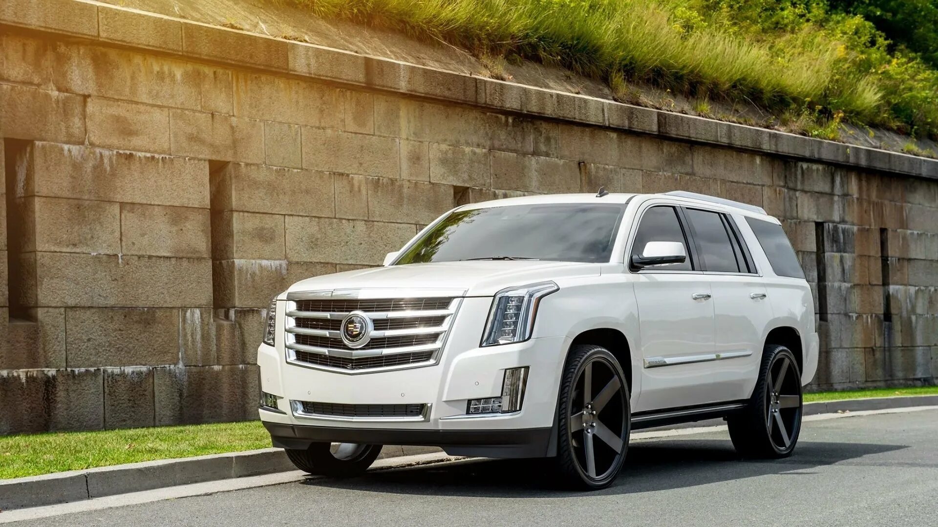 Новый кадиллак эскалейд 2014. Cadillac escalade 2009. Cadillac escalade 2023. Cadillac escalade 2015. Кадиллак эскалейд 2015.