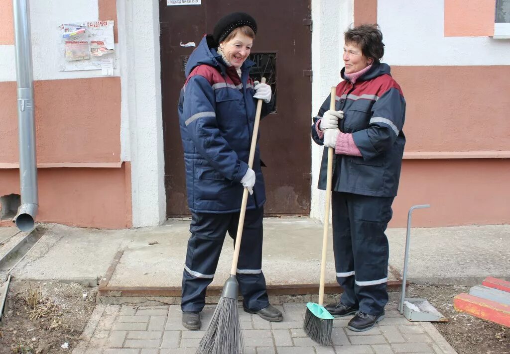 Жкх коммунальное. Работники ЖКХ. Работники ЖЭУ. Работник коммунальщика. Коммунальное хозяйство.