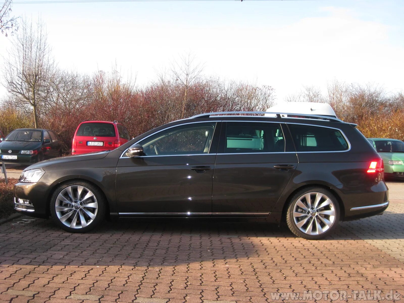 Passat variant santana. Passat b7 универсал на r18. passat b6 variant r18. passat b7 variant interlagos. passat b7 универсал диски.