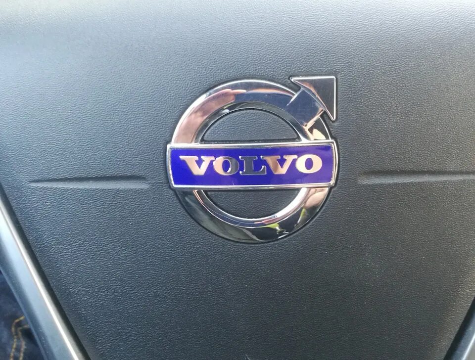 Что означает значок вольво. Логотип volvo для магнитолы. Volvo логотип 2021. Что означает значок вольво. Что означает значок вольво.