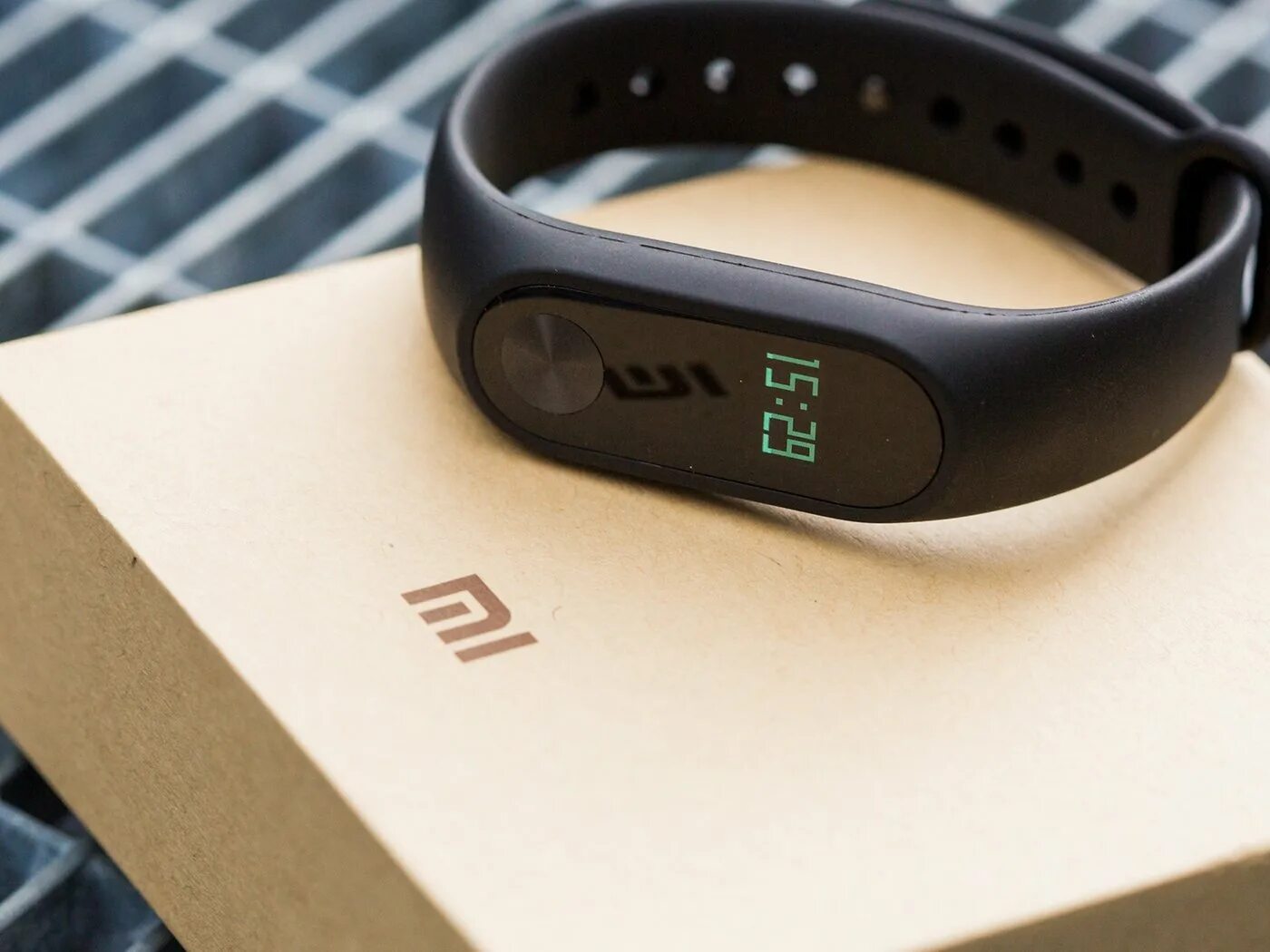 Как включить браслет xiaomi mi band. Xiaomi Smart Band 2. Xiaomi Smart Band 2 2023. Часы ксяоми банд 2. Браслет ксяоми Band 2.