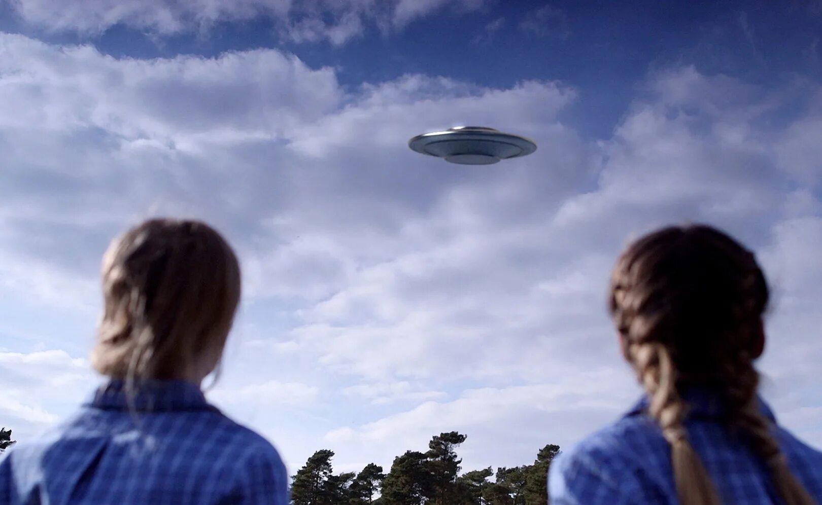 Парень нло. Космос фантастика. Жанна инопланетянка аннунаки. Инопланетная жизнь. Парень нло.