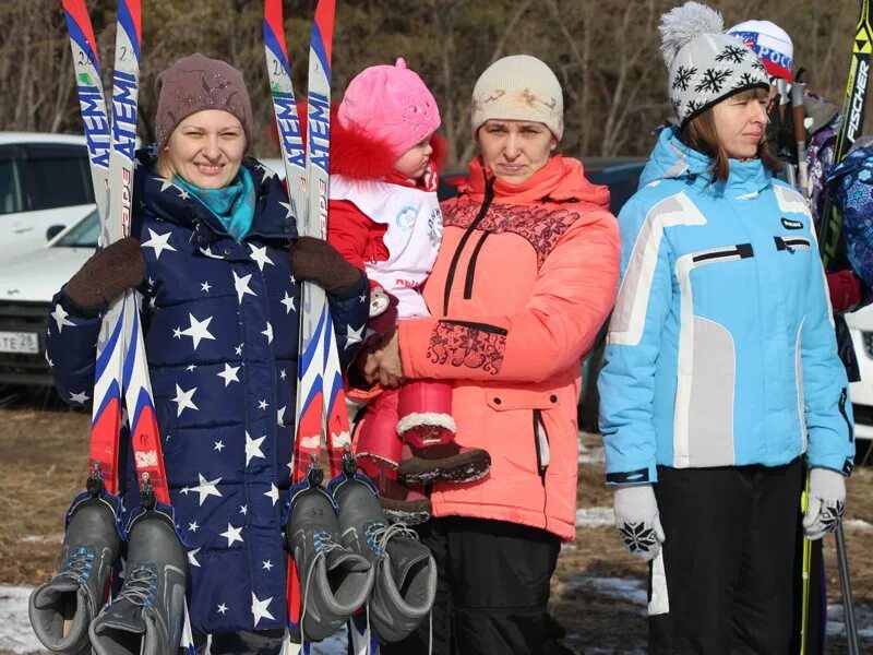 Поярково Амурская область. Поярково Амурская область школа. Михайловский Вестник Поярково Амурская. Население Поярково. Погода на неделю поярково амурская