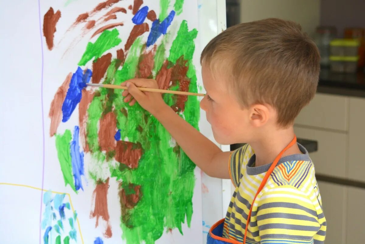 Children's painting. Художество для детей. Рисуем с детьми. Дети в изобразительном искусстве. Краски для рисования.