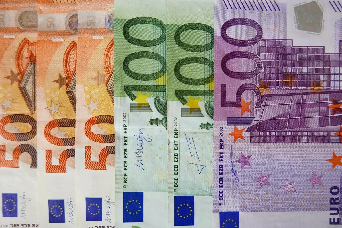 Евро в тенге. Тенге в рубли. 100 Евро в тенге. Евро в рубли. 55 долларов в тенге