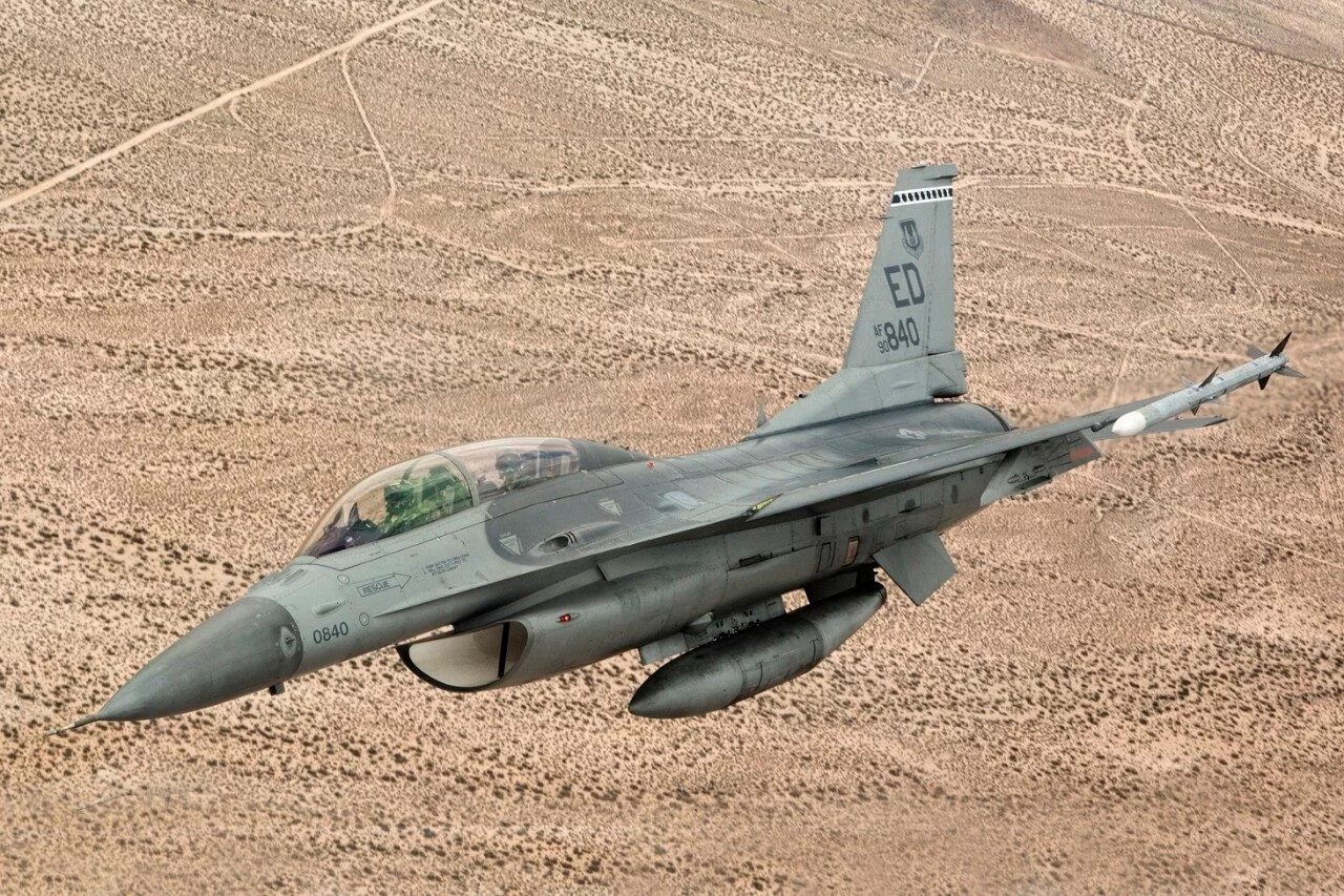 F 16 block. F-16v block 70. f-16v block 70/72. f-16 block 70. f-16 c/d block 70.