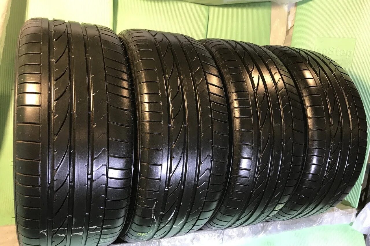 Купить резину с доставкой. 275 35 17 Bridgestone. Potenza re050a 275/40 r18. Бриджстоун 245/40/18. Автомобильная шина Bridgestone potenza re11 245/40 r19 94w летняя.