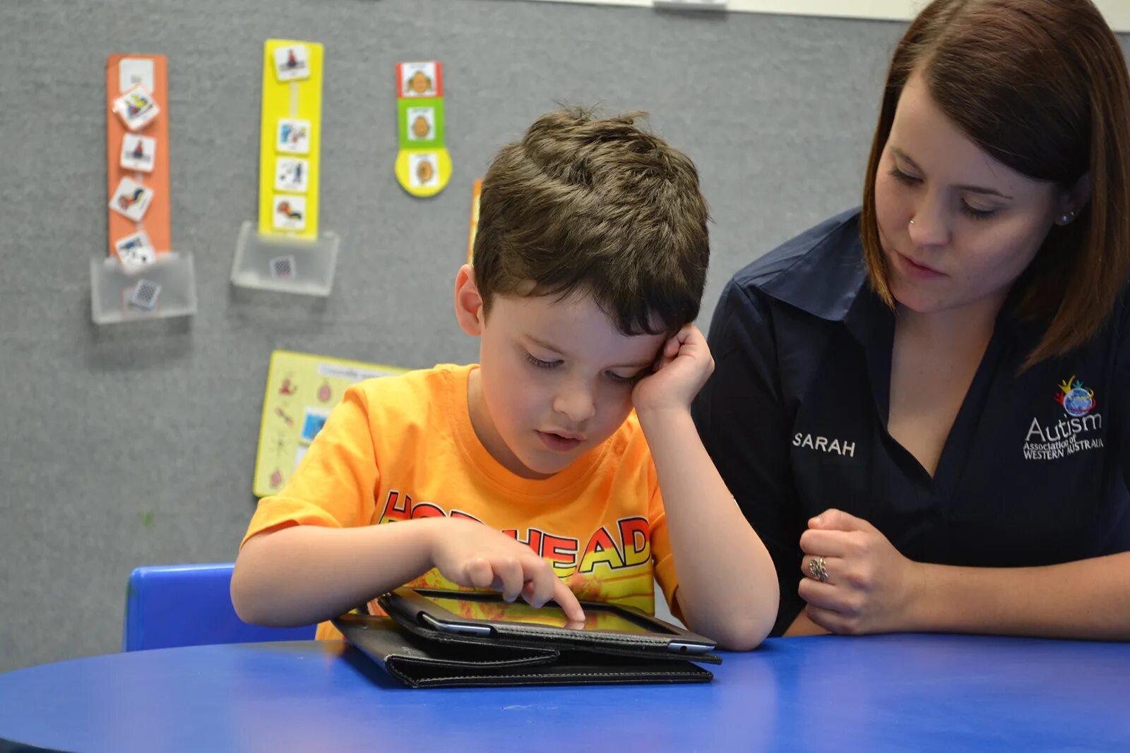 даниэль таммет болезнь. умный аутизм. цепочки аутиста. интернет и человек. джейкоб барнетт.