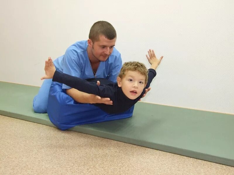 Физическая реабилитация детей. Механотерапия в реабилитации. Реабилитация детей с умственной отсталостью. Механотерапия для детей. Физическая реабилитация детей.